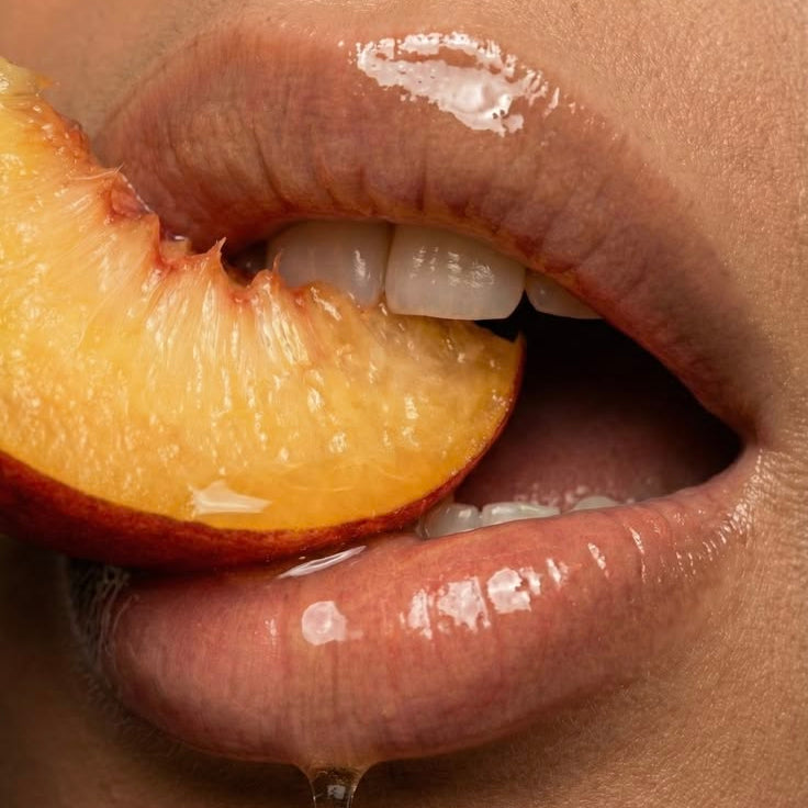 ZINC, OMÉGA-3, VITAMINE C : CONNAISSEZ-VOUS VRAIMENT LEUR IMPACT SUR VOTRE PEAU ?